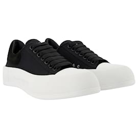 Alexander Mcqueen-Deck Plimsoll Sneakers - Alexander Mcqueen -  Black/White - Canva-Black