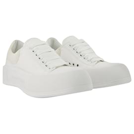 Alexander Mcqueen-Oversized Sneakers in White Leather-White