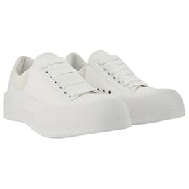 Alexander Mcqueen-Oversized Sneakers - Alexander Mcqueen - White - Leather-White