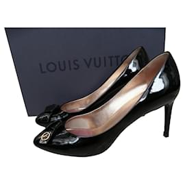 Louis Vuitton-fiancee-Black