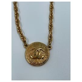 Chanel-Gold-Toned Chanel CC Necklace-Golden