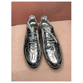 Gucci-new women's sneakers-Silvery