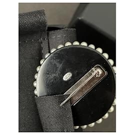 Chanel-Pins & brooches-Black