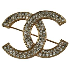 Chanel-Broche Chanel CC en strass dorés-Doré