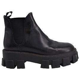 Prada Monolith Chelsea Boots in Black Leather Black