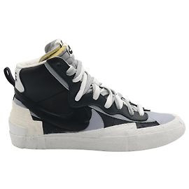 Autre Marque Baskets Nike x Sacai Blazer Mid en cuir noir gris Noir