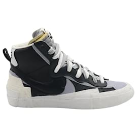 Autre Marque-Nike x Sacai Blazer Mid Sneakers in Black Grey Leather-Black