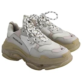 Balenciaga-Balenciaga Triple S Clear Sole Sneaker in Off-White Leather-White