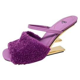 Fendi-Fendi First sandal with wide MERINOS band-Purple