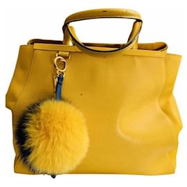 Fendi-2Jours GRAND MODELE-Yellow