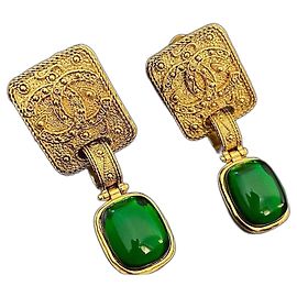 Boucles d'oreilles Chanel Gripoix dorées Doré