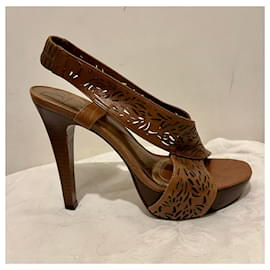 Diane Von Furstenberg-DvF Iris laser cut goat skin sandals-Brown