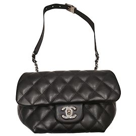 Clutch Chanel Nero Silver hardware