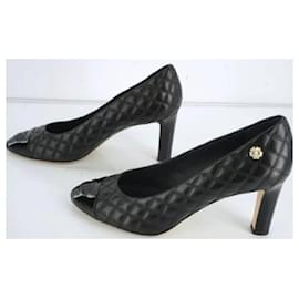 Chanel-Chanel Black Camellia Quilted Leather Pump Heels with Patent Cap CC Toe and Hee-Black