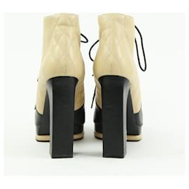 Chanel-Chanel boots 38-Beige