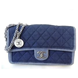 Chanel-*Chanel Matelasse Chain Shoulder Bag Medallion Denim Bicolor Blue 20s Women's-Blue