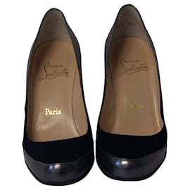 Christian Louboutin-Sapatos de cunha metálicos Christian Louboutin em couro cinza-Cinza