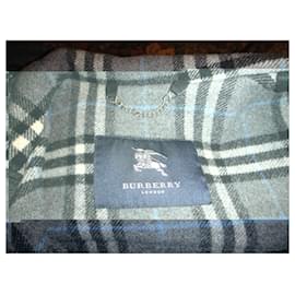 Burberry-Tamanho do casaco Burberry 40-Cinza