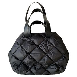 Moncler Schwarze, gesteppte Einkaufstasche aus Nylon Schwarz