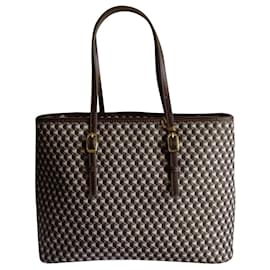Mac Douglas Everson Paloma Gris