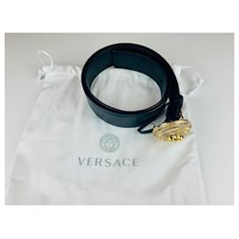 Versace-Cinturones-Negro