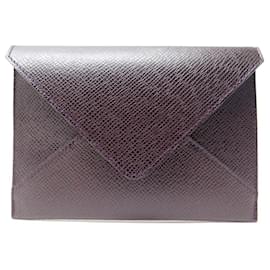 Louis Vuitton-NEW LOUIS VUITTON ENVELOPE INVITATION POUCH IN LEATHER TAIGA AMARANTE POUCH-Dark purple