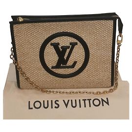 Louis Vuitton Bolsa de higiene pessoal Bege