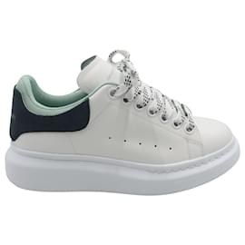 Alexander Mcqueen-Alexander McQueen Oversized Sneakers in White and Forest Green Leather -Other,Python print