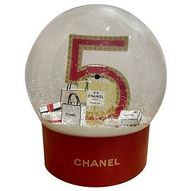 Chanel Schneeball Rot