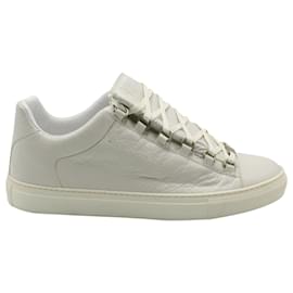 Balenciaga-Balenciaga Arena Sneakers in White Lambskin Leather-White