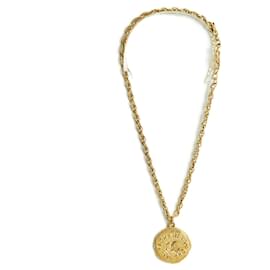 Chanel-CC MEDALLION HAUTE COUTURE-Golden