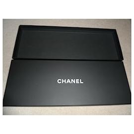 Chanel-Caixa de Chanel-Preto