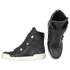 Balmain-Balmain Hi-top sneakers in black leather-Black