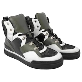 Balmain-Balmain hi-top sneakers in khaki leather-Green,Khaki