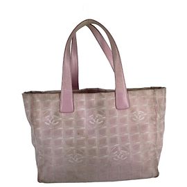 Chanel Borsa a spalla rosa della nuova linea da viaggio Rosa