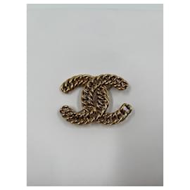 Chanel-Gold-Toned Chanel CC Brooch-Golden