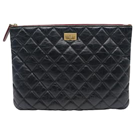 Chanel-Black Classic Leather Pouch-Black