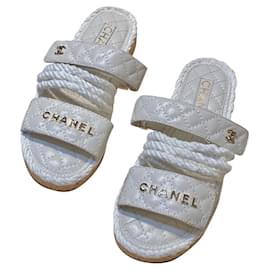 Chanel-Chanel Dad sandalias/mules en cordón blanco-Blanco