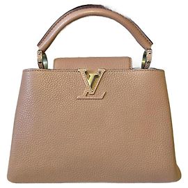 Louis Vuitton LV Capucines BB en Magnolia Rose
