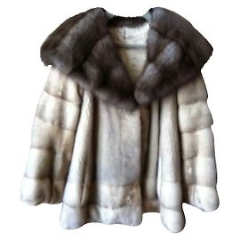 Autre Marque Abrigo Hronis Furs de visón y marta gris Gris