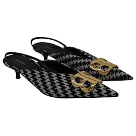 Balenciaga-Balenciaga BB Knife Houndstooth Slingback Pumps in Black Tweed-Other