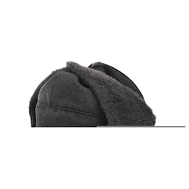 Louis Vuitton-Louis Vuitton-Grey