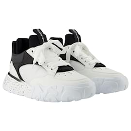 Alexander Mcqueen-Court Sneakers - Alexander Mcqueen - Black/White - Leather-Other,Python print