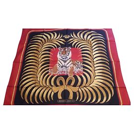 Foulard in seta Hermès TIGRE ROYAL rosso nero e oro Rosso