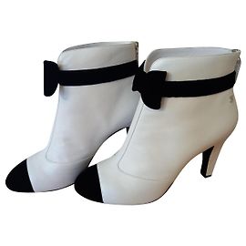 Chanel bottines Noir Blanc