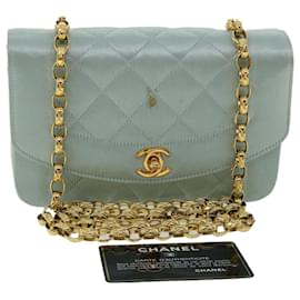 Chanel-CHANEL Diana Matelasse Sac à Bandoulière Satin Bleu Clair CC Auth 33325A-Bleu clair