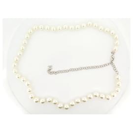 Chanel-NEW CHANEL NECKLACE CC LOGO AND PEARLS 69CM IN GOLD METAL PEARLS NECKLACE-Golden