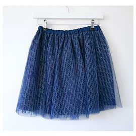 Christian Dior-Mädchen 12+ Blauer Tüllrock mit schrägem Logo Blau