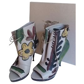 Burberry Prorsum ANKLE BOOTIES HAND PAINTED Beige