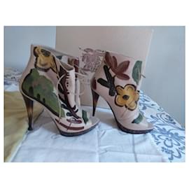 Burberry Prorsum-ANKLE BOOTIES HAND PAINTED-Beige